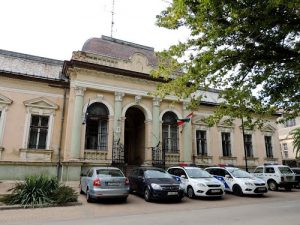 Mór: rézlopás és 1 gramm drog