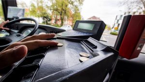 Áprilisban féláron