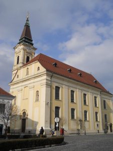 Tudta? - A székesfehérvári Szent Imre-templom, az egykori királyi palota helyén