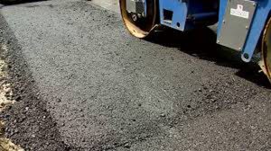 Hétfõtõl szerdáig javítják az M1-est Tatabányánál