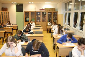 Fontos felmérésen vannak túl a Comenius diákjai