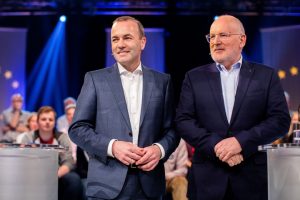 Manfred Weber és Frans Timmermans szerint az iszlám hozzátartozik Európához