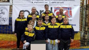 Húsznál több érem