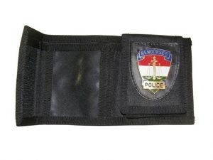 Pénztárcát lopott