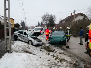 A hétfõi környei frontális karambol - képekben is