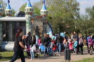 Oroszlányi majális - Képgalériával