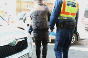 Szüleit akarta megöletni egy Fejér megyei férfi - Videóval