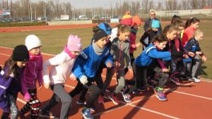 Egyelõre szárazföldön...