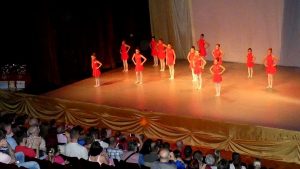 Táncos tanévbúcsúztató