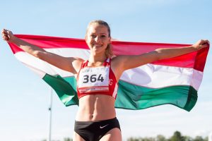 Takács Boglárka a váltó tagjaként lett aranyérmes