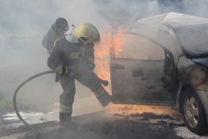 Autó is égett Székesfehérvár mellett az M7-esen - Képgalériával