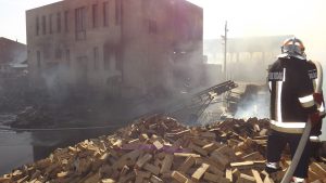 Hatalmas tûzesethez vonultak a kisbéri tûzoltók (is) - Képgalériával