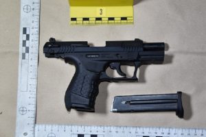 Garázdaság miatt felelt egy oroszlányi fiatal és társa