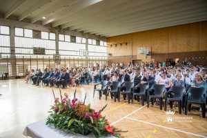 921 elsős indul el iskolába Fehérváron