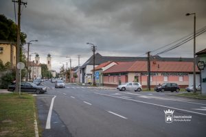 Körforgalmak és irányhelyes kerékpárút a Móri úton