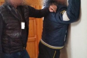 Kábítószerrel kereskedett