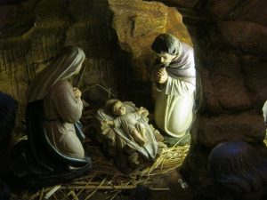 Ilyen még nem volt! Kolindálás a katolikus templomban karácsony örömére