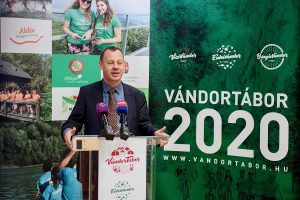 Már lehet jelentkezni a vándortáborokra