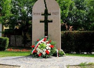 Trianon 100 éves évfordulója a pártok ügye...