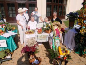 Budaörsi kertbarátok a jubileumi ünnepségen