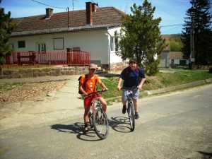 TEKER(g)ŐK és ROLLERESEK FIGYELMÉBE!