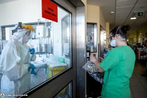 A COVID-19 vírus komplex kutatása Magyarországon