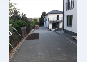 Fák helyett házszigetelés, zöld felület helyett szilárd burkolat