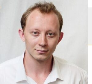 Papot játszik Cserhalmi tanítványa, Kovács S. József