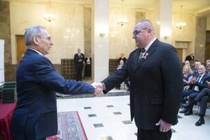 Állami kitüntetést kapott a budaörsi dr. Bilisics Péter