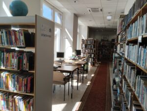 Újra megnyílt a könyvtár