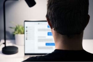 Fórum az internetes csalások megelőzéséről