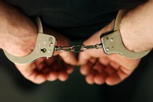 Egy budaörsi férfi prostitúcióra kényszerített fiatal lányokat